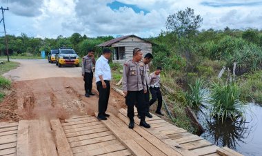Wakapolres Lingga Bersama Pemdes Tinjul Tinjau Infrastruktur Penunjang Aktivitas Masyarakat