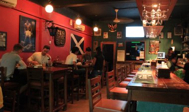 Kampung Bule Revival: Pusat Nightlife Nagoya Kembali Membara Jelang Nataru 5 Desember 2025