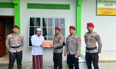 Satreskrim Polres Karimun Salurkan Bansos Dalam Rangka Hari Jadi Reserse