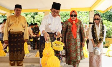 Ziarah Makam Nong Isa: Amsakar–Li Claudia Kukuhkan Tekad Majukan Batam