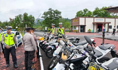 Polres Lingga Gelar Pemeriksaan Randis, Pastikan Kesiapan Personel Jelang Nataru