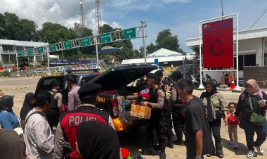 HADIRKAN PELAYANAN HUMANIS, POLDA KEPRI SAMBUT PENUMPANG KAPAL RORO DENGAN RAMAH DAN RESPONSIF