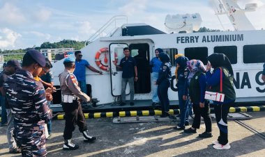 Ops Lilin Seligi 2025, Polres Lingga Hadir Beri Rasa Aman bagi Penumpang Kapal Ferry