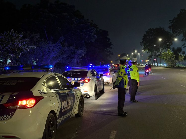 Batam Aman Satlantas Polresta Barelang Awasi Titik Rawan Balap Liar Hingga Dini Hari