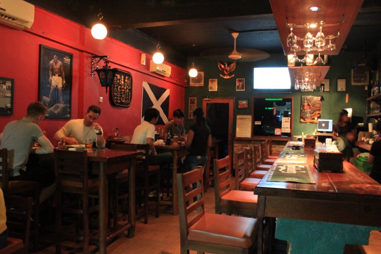 Kampung Bule Revival: Pusat Nightlife Nagoya Kembali Membara Jelang Nataru 5 Desember 2025