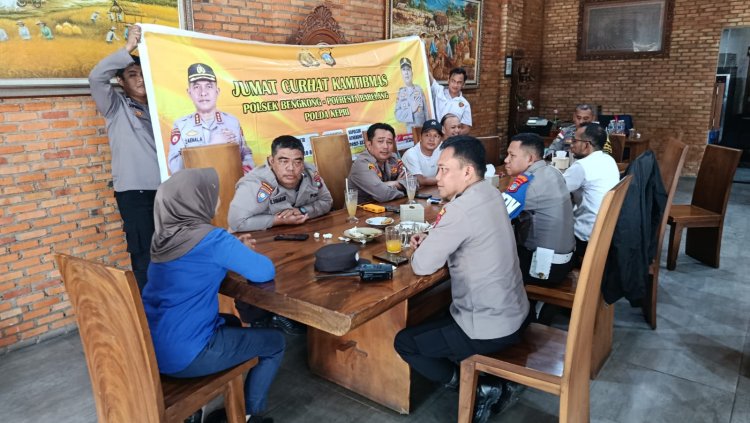 Jumat Curhat Polresta Barelang di Bengkong: Warga Sampaikan Aspirasi, Polisi Beri Himbauan Kamtibmas dan Cuaca Ekstrem