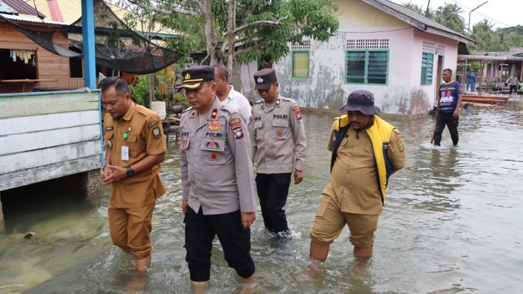 Koordinasi Terpadu: Polres Lingga dan Pemerintah Kelurahan, Tinjau Titik-Titik Genangan