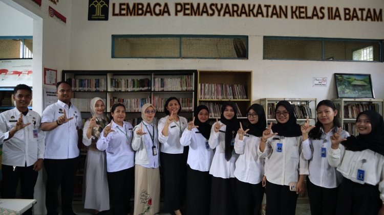 Lapas Batam Terima Hibah 135 Buku dari Perpustakaan Bank Indonesia dan Perpustakaan Muhammad Sani