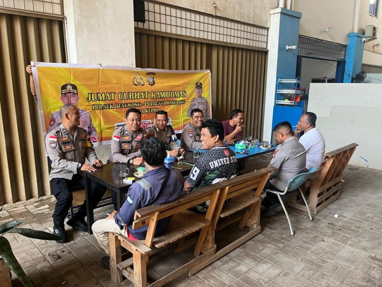 Jumat Curhat Polresta Barelang: Polsek Bengkong Serap Aspirasi Warga di Tanjung Buntung