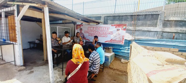 Polsek Batu Ampar Gelar Jumat Curhat, Ajak Warga Batu Merah Aktif Laporkan Gangguan Kamtibmas