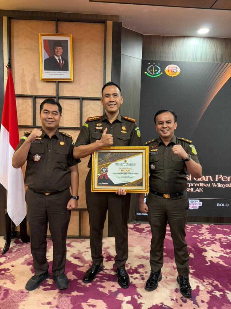 Kejari Batam Cetak Prestasi Gemilang Sepanjang 2025, Serap Anggaran 99 Persen dan Selamatkan Triliunan Rupiah Keuangan Negara