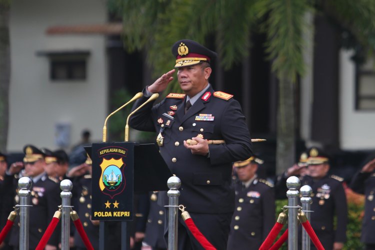 POLDA KEPRI GELAR UPACARA PERINGATAN KE-77 HARI BELA NEGARA TAHUN 2025