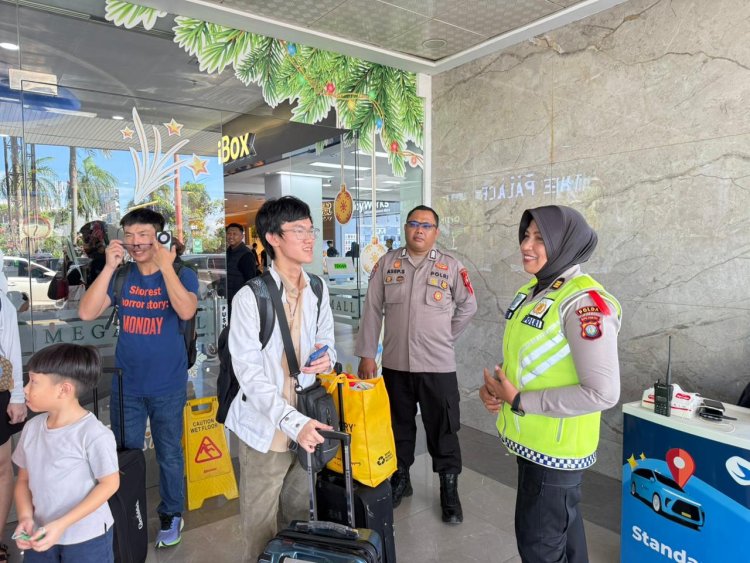OPERASI LILIN SELIGI 2025: POLDA KEPRI HADIRKAN RASA AMAN DI PUSAT KERAMAIAN