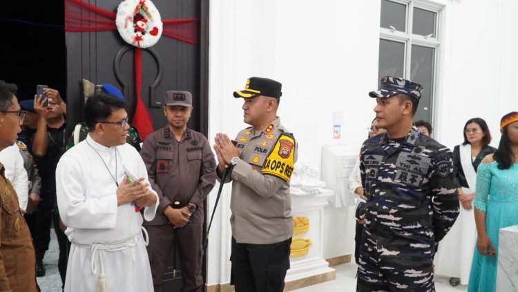 Perayaan Malam Natal, Kapolres Karimun Bersama Bupati dan Forkopimda Karimun Lakukan Pengecekan Gereja