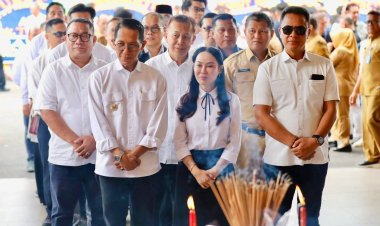 Wali Kota Batam Pimpin Penghormatan Terakhir, Li Claudia Chandra Tertunduk Haru Lepas Jenazah Sang Abang