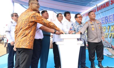 KAPOLDA KEPRI HADIRI LAUNCHING KAPAL FLOATING LANDING FACILITY PERMATA BORNEO 1 DI BATAM