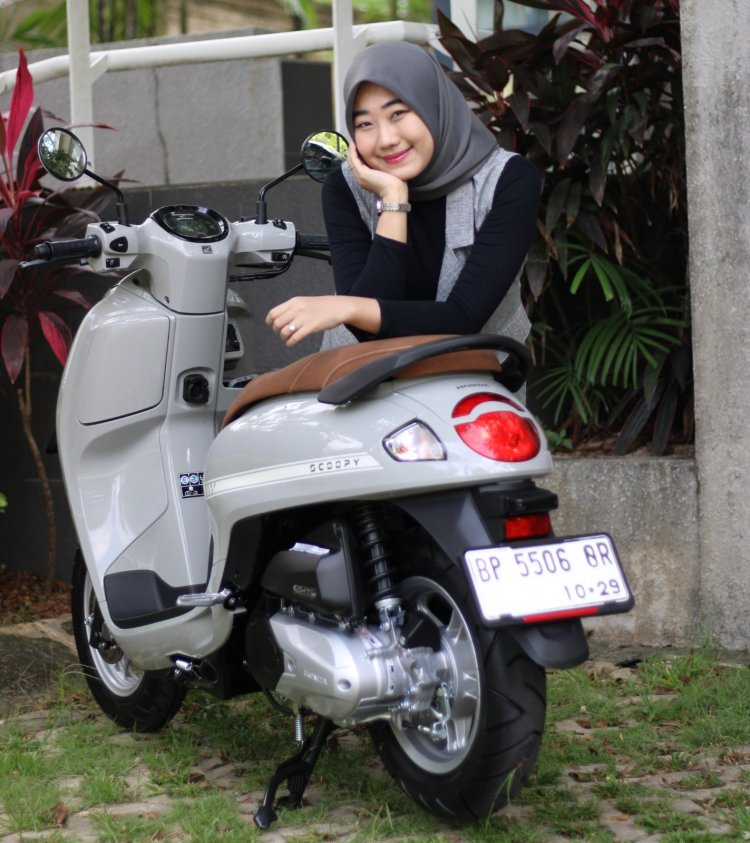 New Honda Scoopy Tetap Jadi Ikon Gaya Retro Modern, Hadirkan Promo Spesial Januari