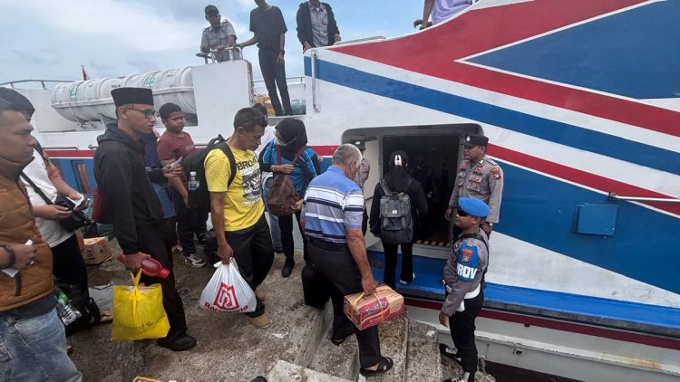 Polsek Daik Lingga Intensifkan KRYD di Pelabuhan Sei Tenam Selama Libur Nasional