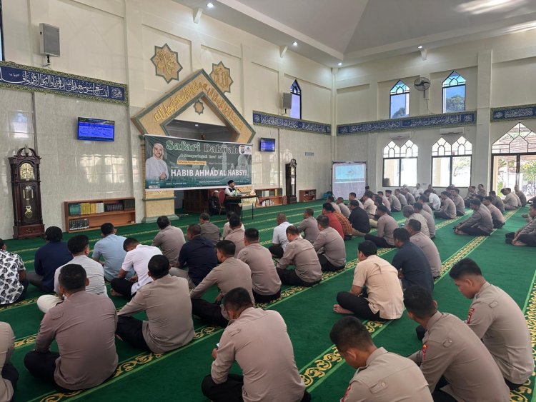 POLDA KEPRI PERINGATI ISRA MI’RAJ NABI MUHAMMAD SAW 1447 H, PERKUAT KEIMANAN DAN INTEGRITAS PERSONEL POLRI