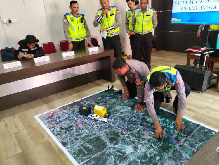 Polres Lingga Matangkan Rencana Operasi Keselamatan Seligi 2026 Lewat Tactical Floor Game