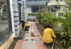 Polsek Lubuk Baja dan Satreskrim Polresta Barelang Gelar Gotong Royong Wujudkan Lingkungan Tempat Ibadah yang Asri