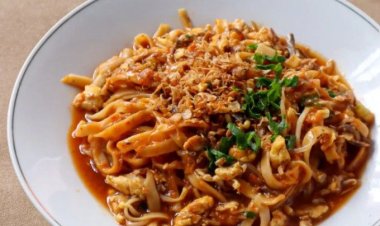 Menikmati Kelezatan Mie Tarempa Khas Kepulauan Riau