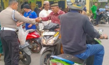 Polsek Sekupang Tebar Kepedulian di Jumat Berkah, 40 Paket Makanan Dibagikan di Masjid Al Mu’min