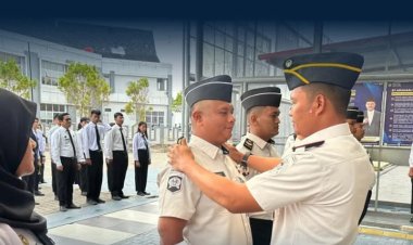 Tegaskan Profesionalisme dan Integritas, Karutan Batam Sematkan Kenaikan Pangkat 18 Pegawai