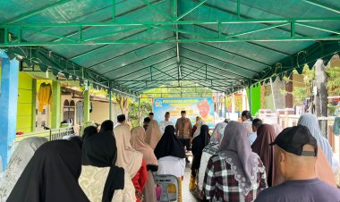 Ismeth Abdullah Serap Aspirasi Warga Bukit Seraya Sagulung, Bahas Insentif Fardu Kifayah hingga Penegakan Hukum