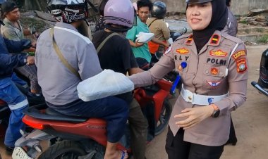 Satlantas Polresta Barelang Tebar Berkah Ramadan, 150 Nasi Box Ludes Dibagikan di Batu Ampar