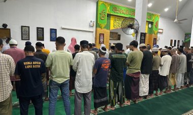 Tarawih Bergilir di Blok Hunian, Lapas Batam Perkuat Pembinaan Spiritual Warga Binaan