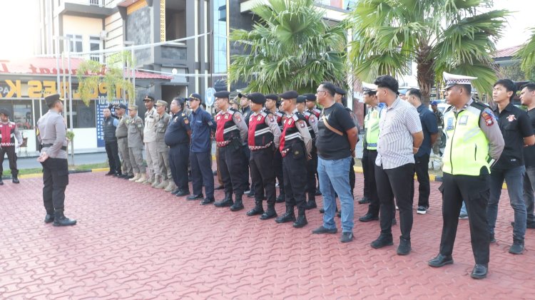 Polres Karimun Tertibkan Penjualan Miras dan Rokok Ilegal di Telaga Tujuh