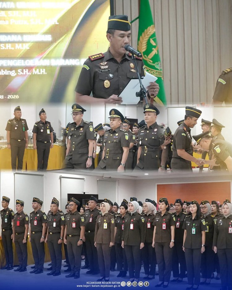 Kajari Batam Lantik Tiga Pejabat Eselon IV, Perkuat Kinerja dan Integritas Penegakan Hukum