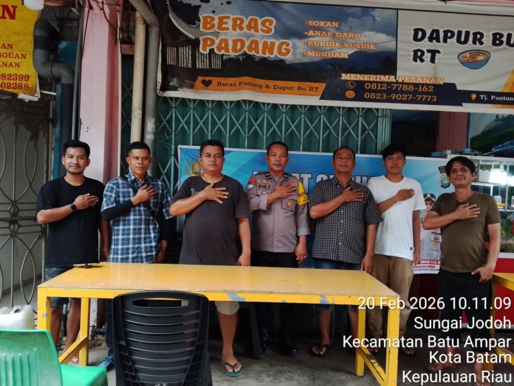 Polsek Batu Ampar Gelar Jumat Curhat di Sei Jodoh, Warga Diminta Jaga Kamtibmas Selama Ramadan