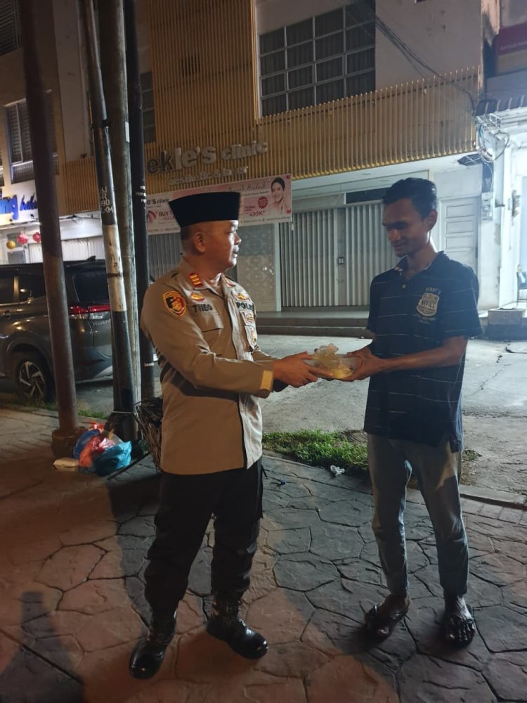 Polsek Lubuk Baja Gelar Sahur On The Road, Wujud Kepedulian dan Kehadiran Humanis Polri di Tengah Masyarakat