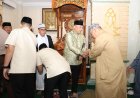 KAPOLDA KEPRI PIMPIN SHOLAT IDUL FITRI DAN GELAR HALAL BIHALAL, PERKUAT SILATURAHMI DAN KEPEDULIAN SOSIAL