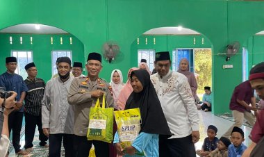 Kapolsek Daik Lingga Hadiri Safari Ramadhan 1447 H, Serahkan Bantuan Sembako dan Santunan Anak Yatim