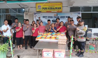 Lubuk Baja dan Polsek Sagulung Gelar Bakti Sosial dan Pembagian Takjil Ramadhan untuk Masyarakat