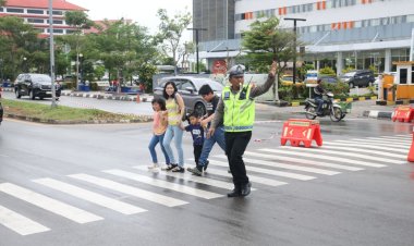 OPERASI KETUPAT SELIGI 2026: PELAYANAN HUMANIS DI POS BATAM CENTER HADIRKAN MUDIK AMAN DAN NYAMAN