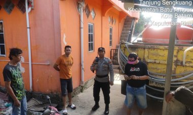 Monitoring Distribusi Air Bersih Hari Ke-53, Polsek Batu Ampar Pastikan Kebutuhan Warga Terpenuhi