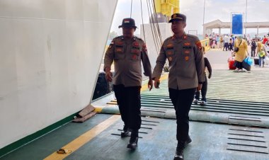 Kapolsek KKP Polresta Barelang Imbau Penumpang Hindari Calo Tiket Roro di Pelabuhan Telaga Punggur