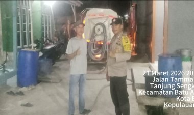 Polsek Batu Ampar Laksanakan Monitoring dan Pengamanan Pendistribusian Air Bersih Hari ke-58 bagi Warga Terdampak Gangguan Air
