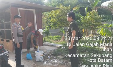 Bhabinkamtibmas Tiban Indah Sambangi Warga, Sampaikan Himbauan Cegah Karhutla dan Kejahatan C3