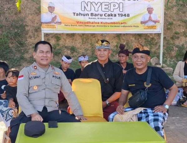 Polsek Sekupang Amankan Pawai Ogoh-Ogoh Tawur Agung Kesanga di Pura Agung Amerta Bhuana