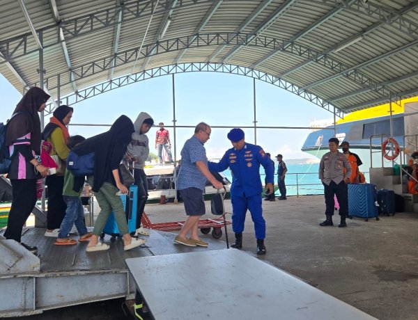 Subsatgas Polairud Polda Kepri Perketat Pengamanan Pelabuhan Nongsa dalam Operasi Ketupat Seligi 2026