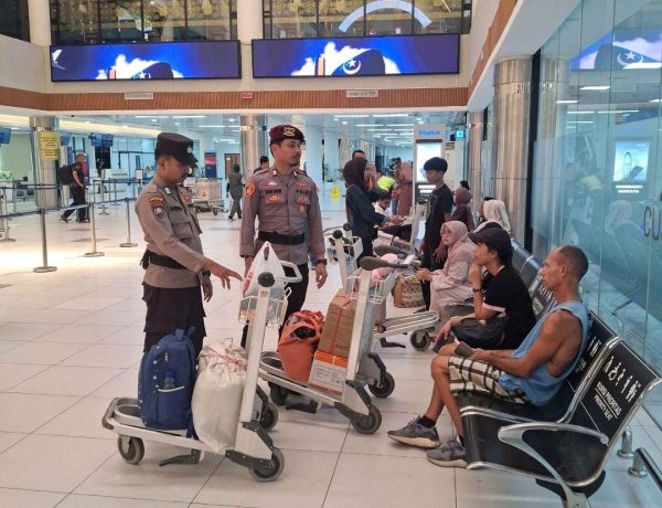 OPERASI KETUPAT SELIGI 2026: PENGAMANAN DAN PELAYANAN DI BANDARA HANG NADIM PADA HARI KE-3 LEBARAN BERJALAN AMAN DAN LANCAR