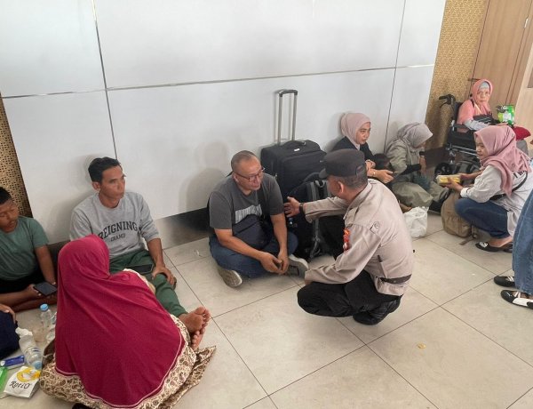 POLDA KEPRI INTENSIFKAN PENGAMANAN ARUS BALIK DI BANDARA HANG NADIM, PASTIKAN PERJALANAN AMAN DAN NYAMAN