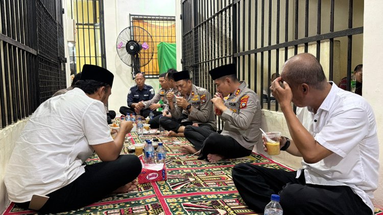 Sisi Humanis di Balik Jeruji: Kapolres Bintan Ajak Tahanan Buka Puasa Bersama