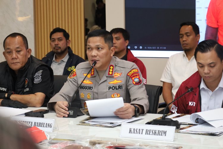 Kapolresta Barelang Pimpin Konferensi Pers Pengungkapan Kasus Pembunuhan Berencana di Nongsa