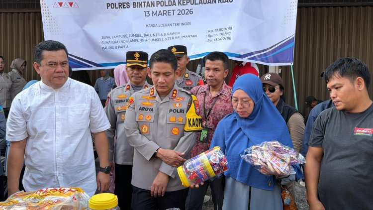 Jaga Stabilitas Pangan, Kapolres Bintan Pantau Langsung Pasar Murah di Tanjung Uban